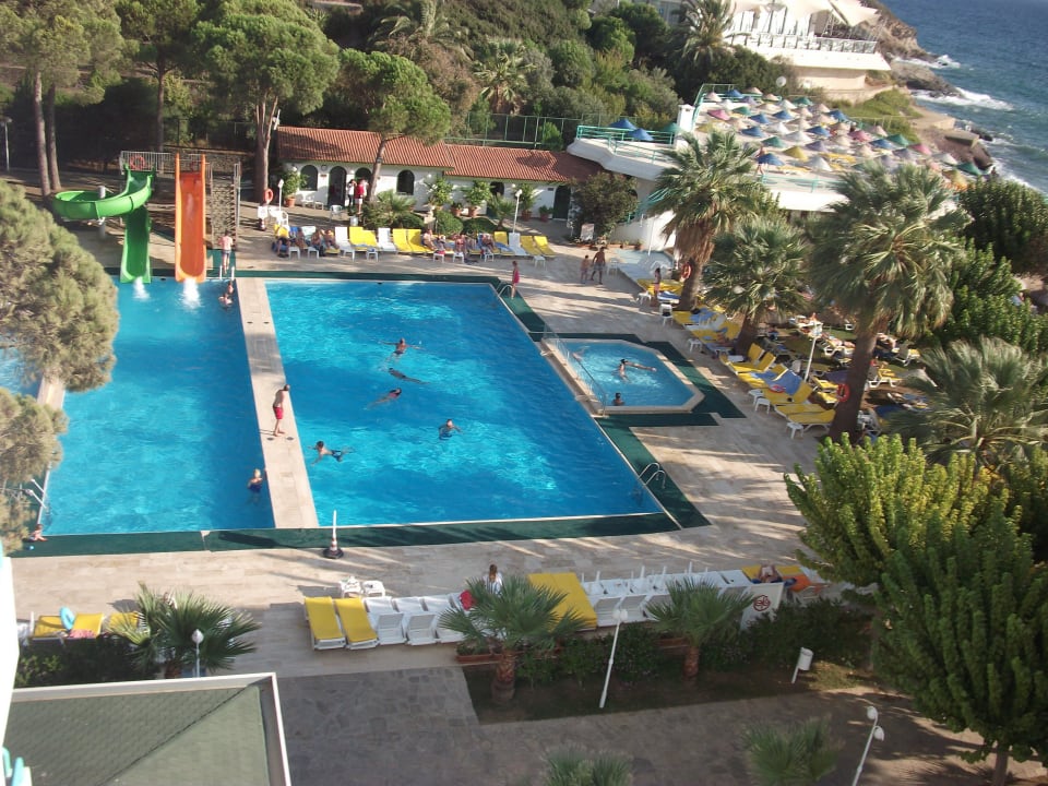 Die Rutschen sind nur etwas für kleine Hotel Grand Efe