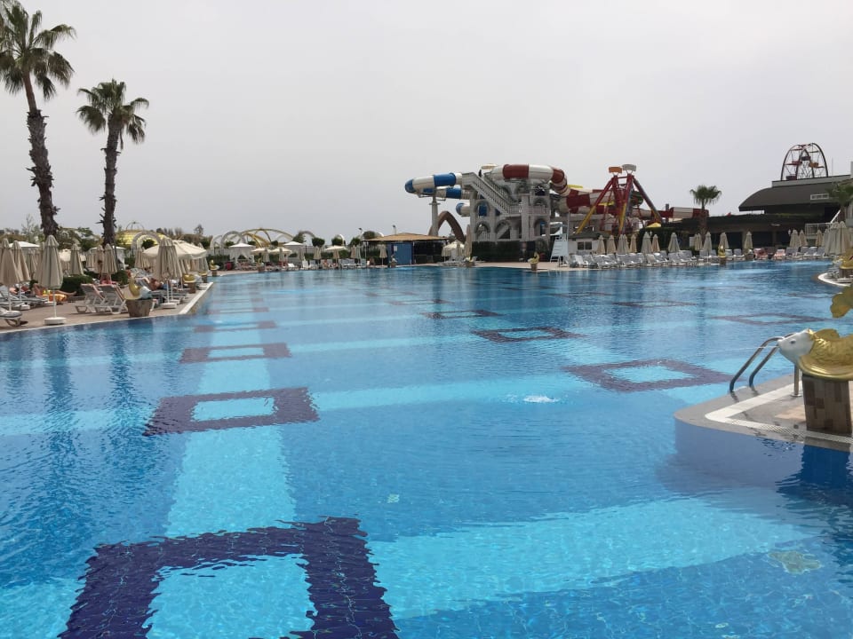 Toller Pool, leider etwas Kalt Hotel Delphin Imperial