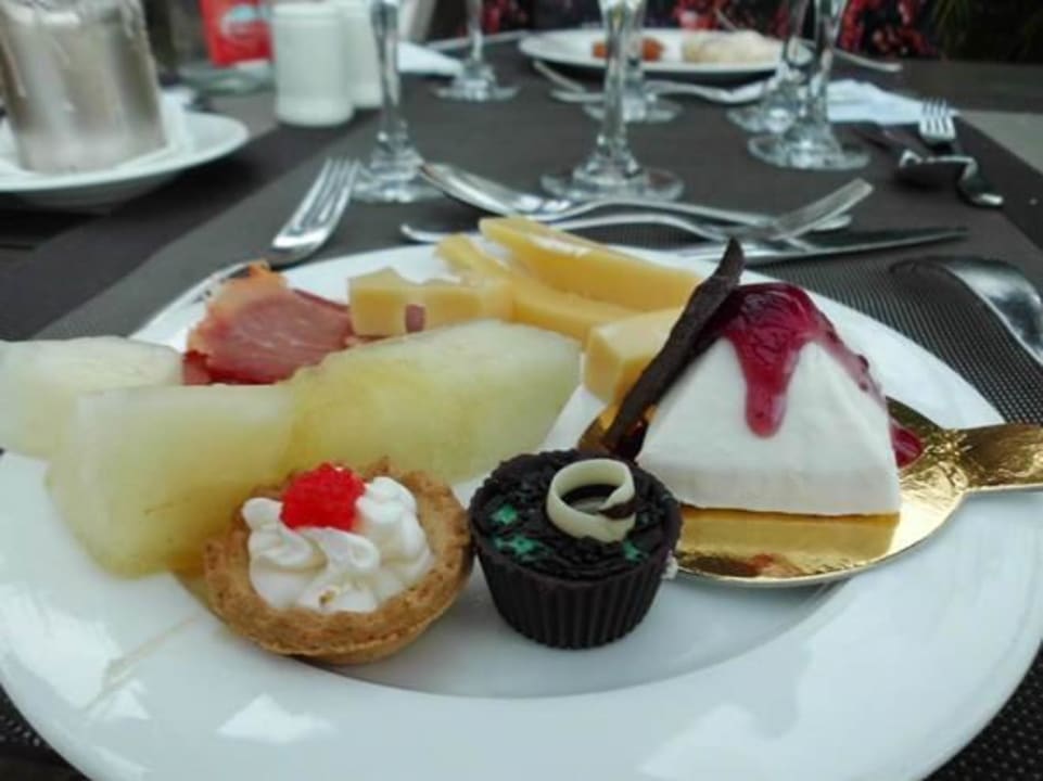 Kleine Nachtischauswahl Lopesan Baobab Resort