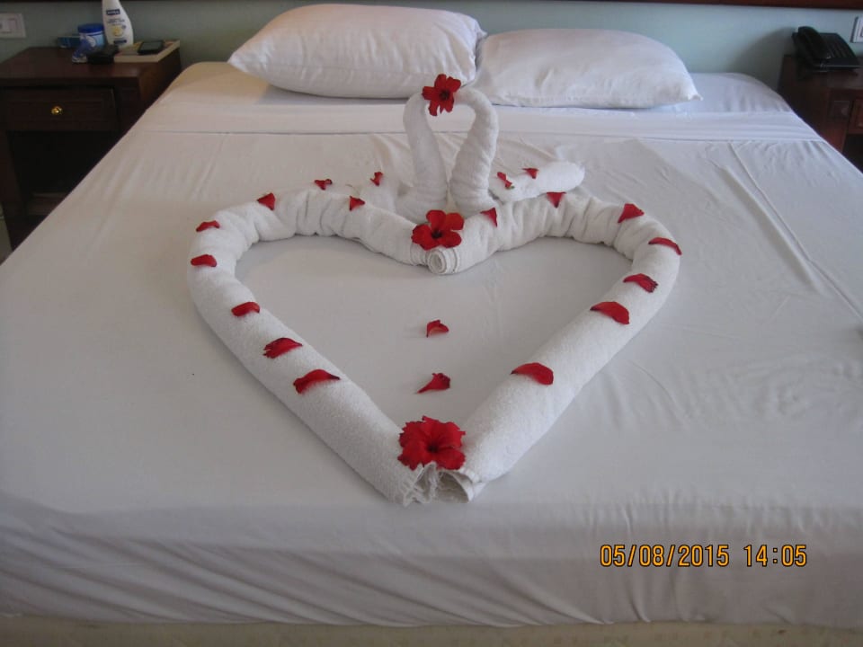 Decoration after cleaned room. Golden Beach Resort