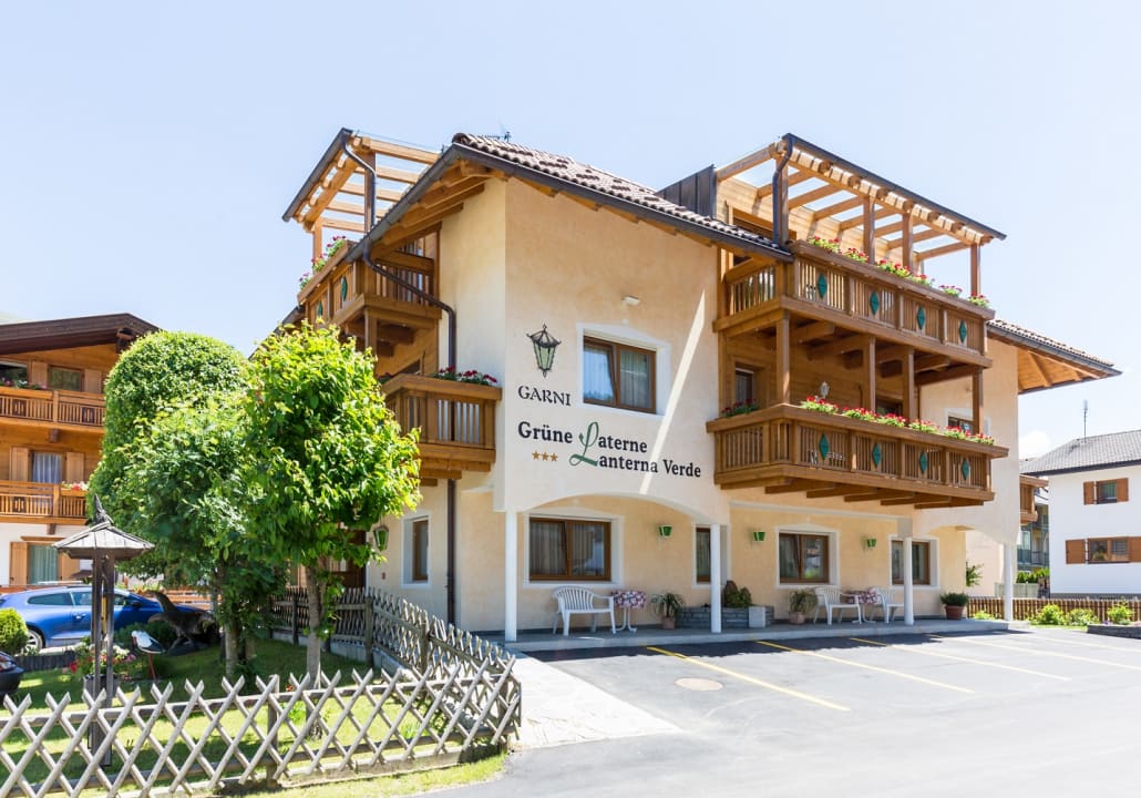 Außenansicht Residence & Dependance Grüne Laterne