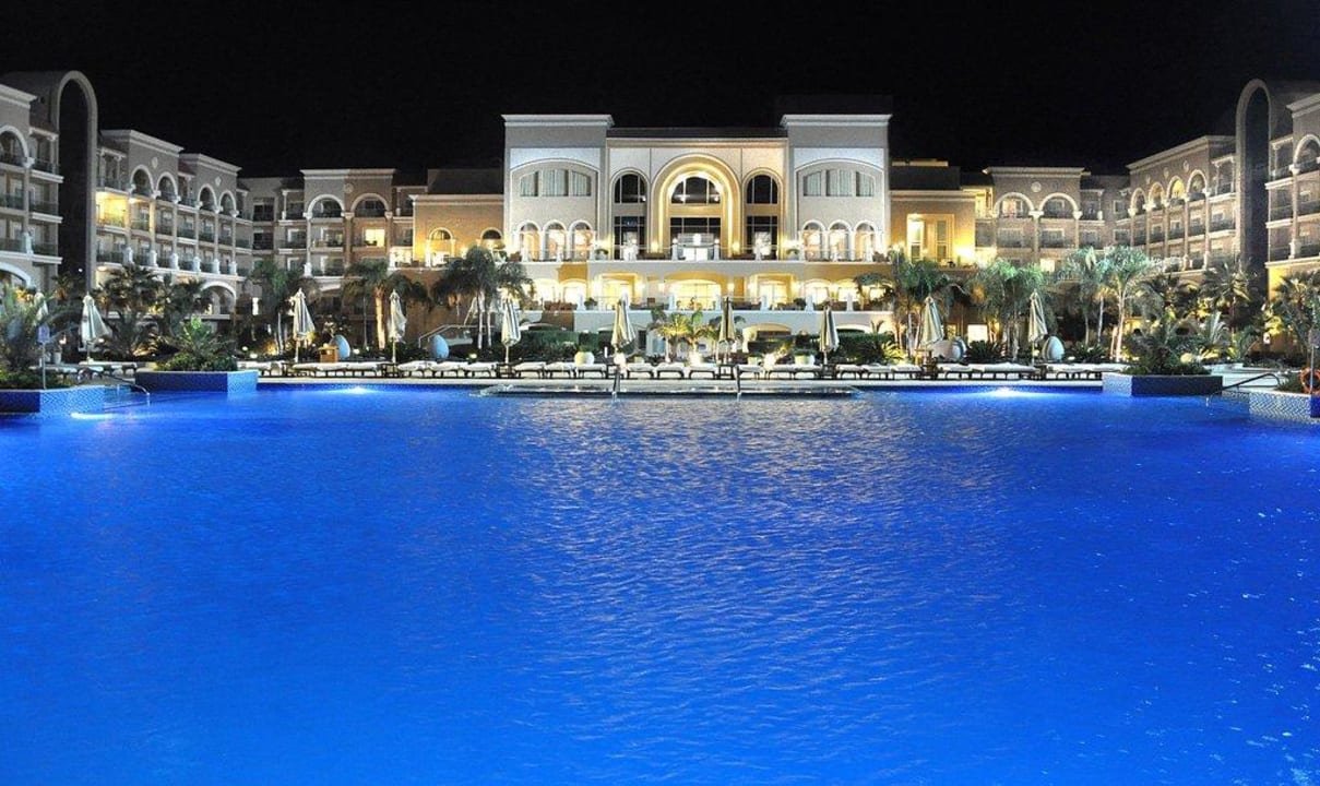 Hotel Night View Premier Le Reve Hotel & Spa