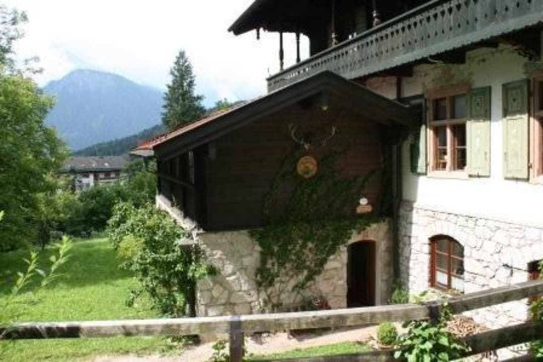 Anbau an der Landhausvilla Waldhofalm