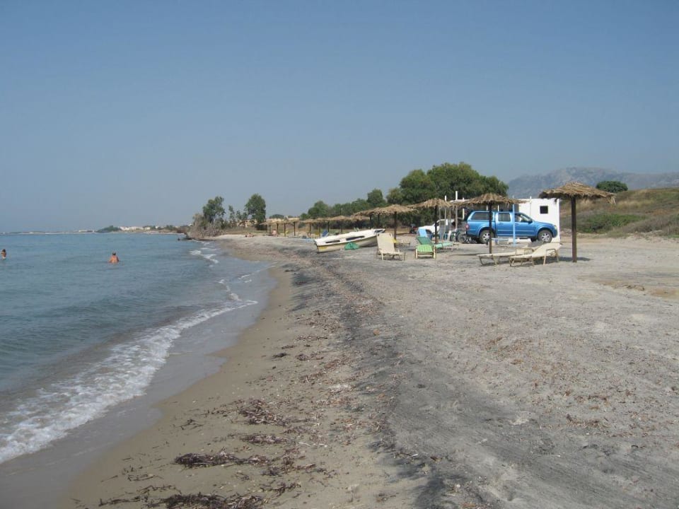 Strand Richtung Süden nach Mastichiari Atlantica Marmari Palace