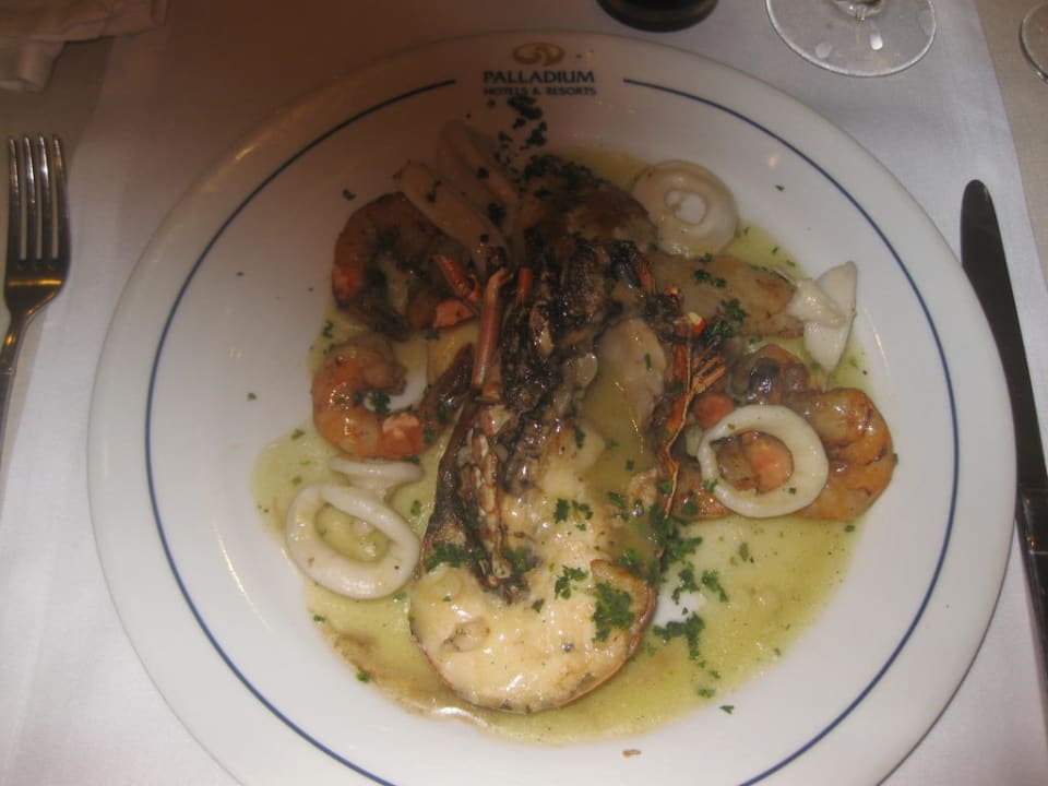 Fischteller mit Languste TRS Turquesa Hotel - Adults only