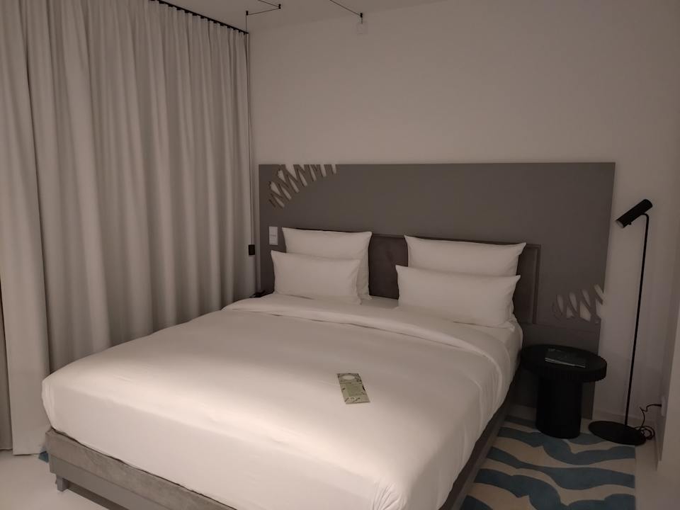 Zimmer KPM Hotel & Residences