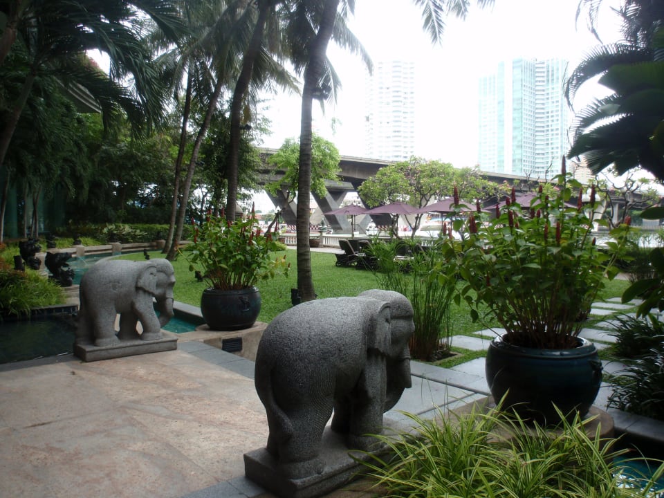 Krungthep Wing Shangri-La Hotel, Bangkok