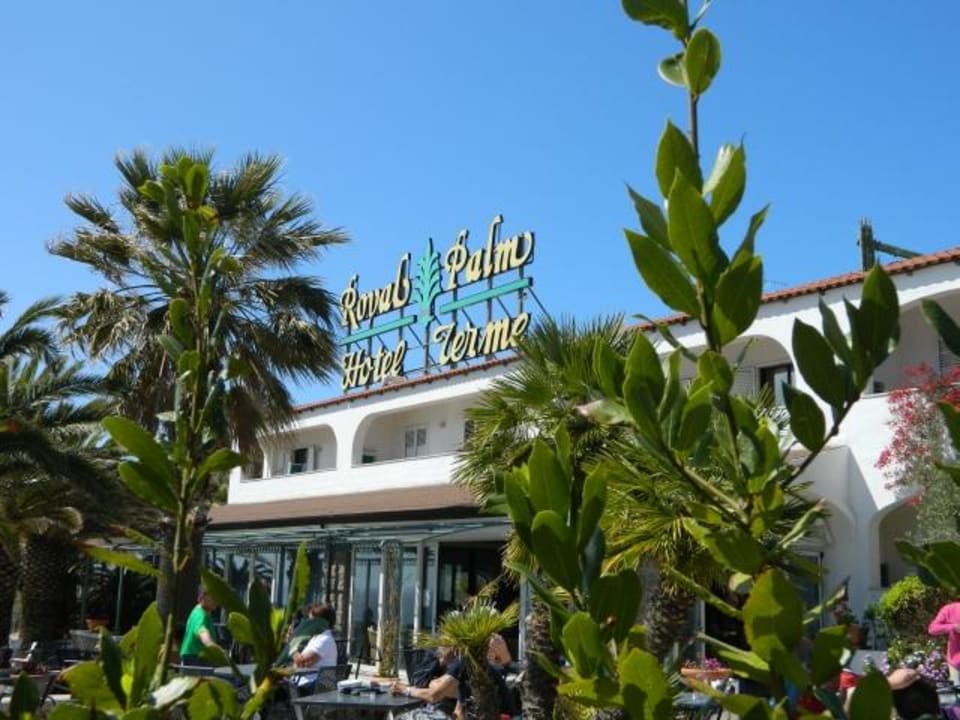 Hoteleingang und Bar Hotel Terme Royal Palm
