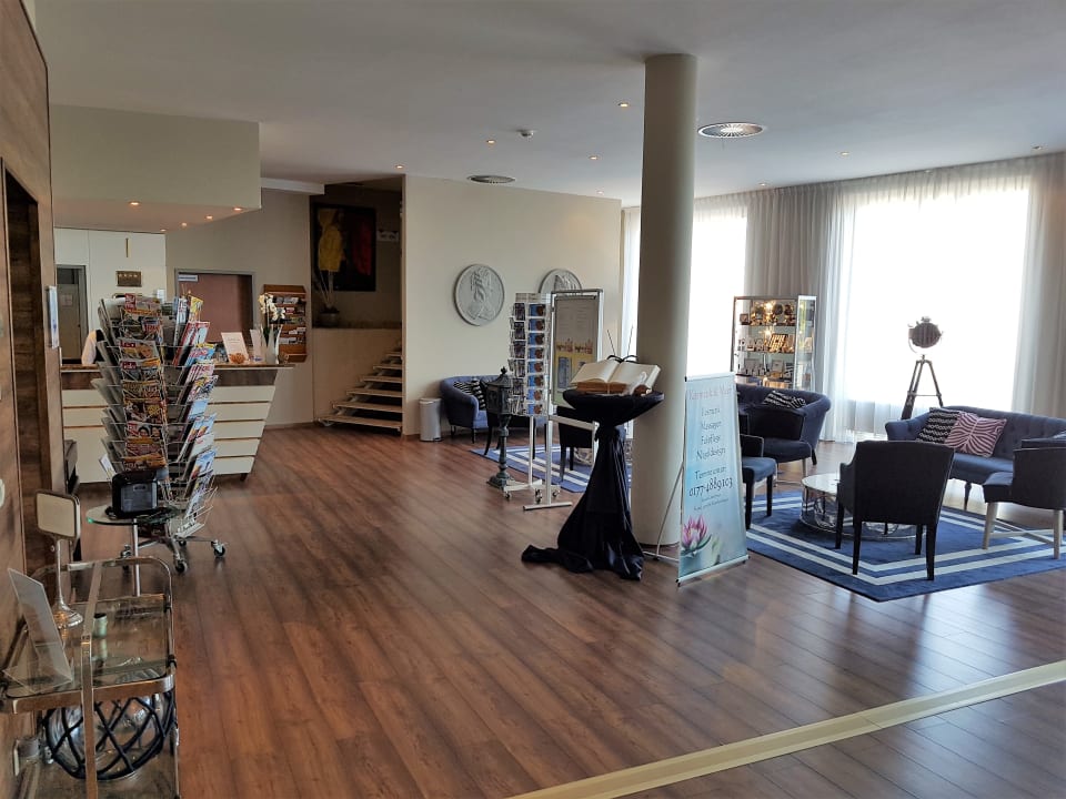 Lobby Hotel Wyndham Garden Wismar