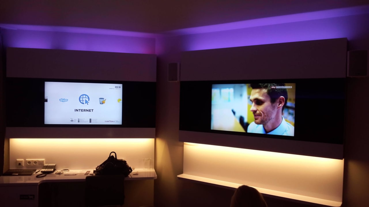 Sehr schöne Ambientebeleuchtung DORMERO Hotel Hannover