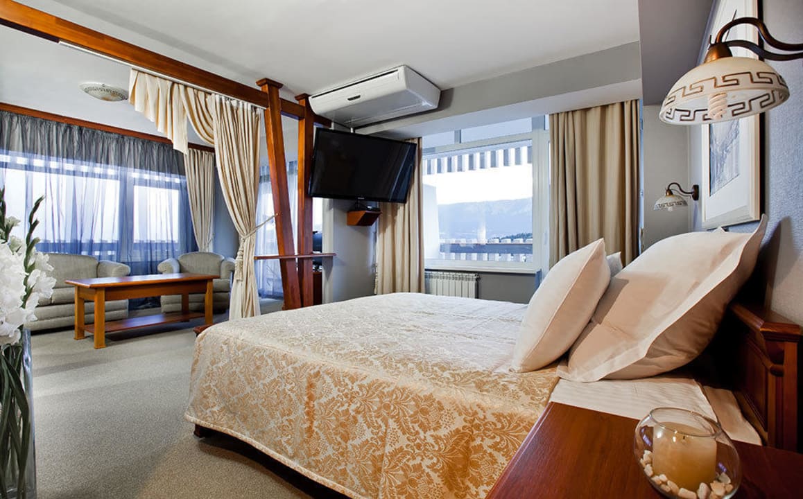 Люкс Yalta Intourist Hotel