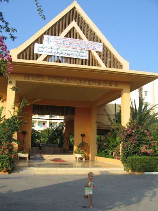 Hotel Eingang Hotel African Queen