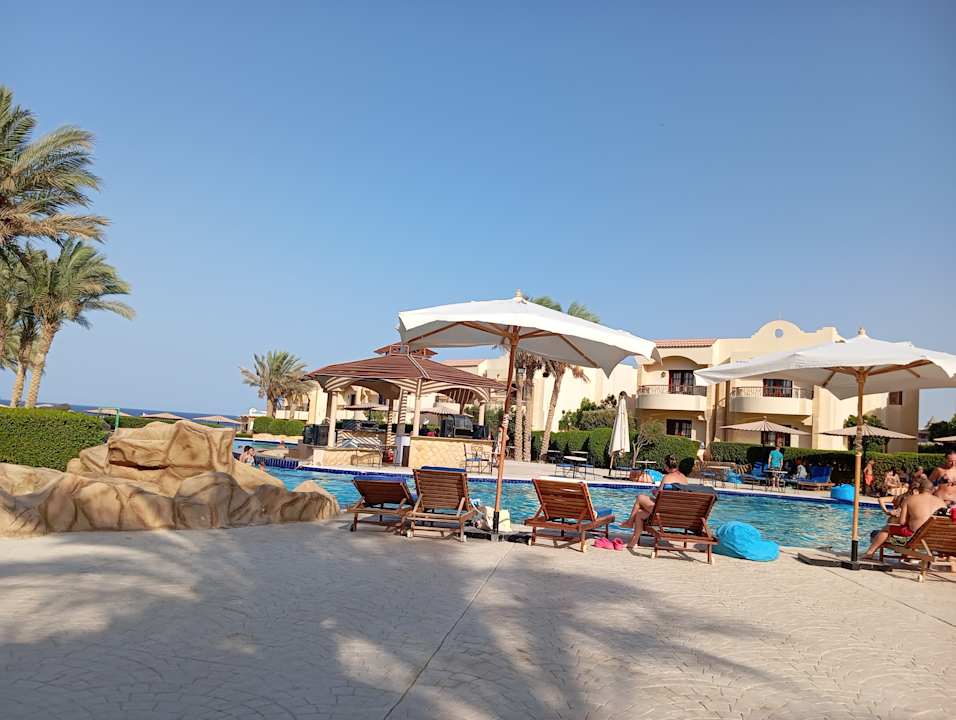 Pool Coral Hills Resorts & SPA