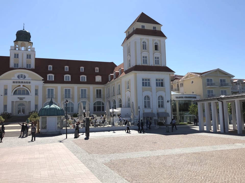 Außenansicht A-ROSA Kurhaus Binz