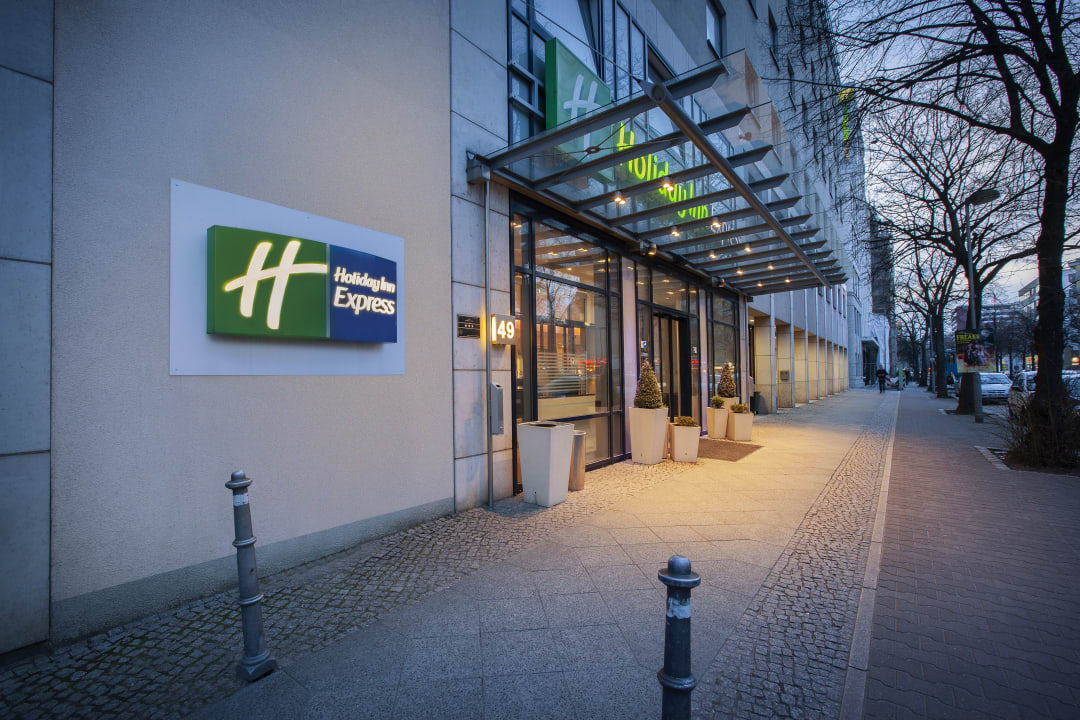 Außenansicht Holiday Inn Express Berlin City Center