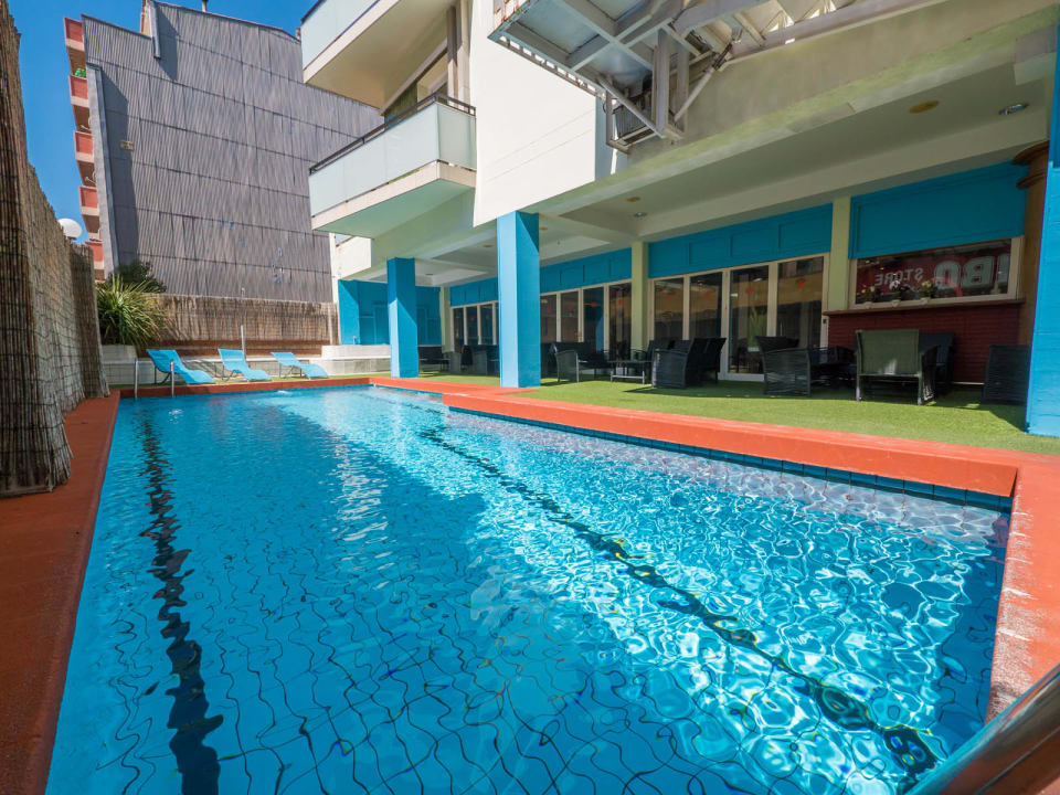 Pool Hotel Golden Sand