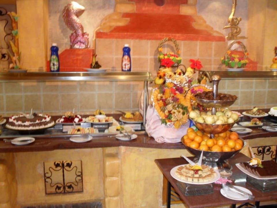 Kuchen und Obst Pickalbatros Alf Leila Wa Leila Resort - Neverland Hurghada