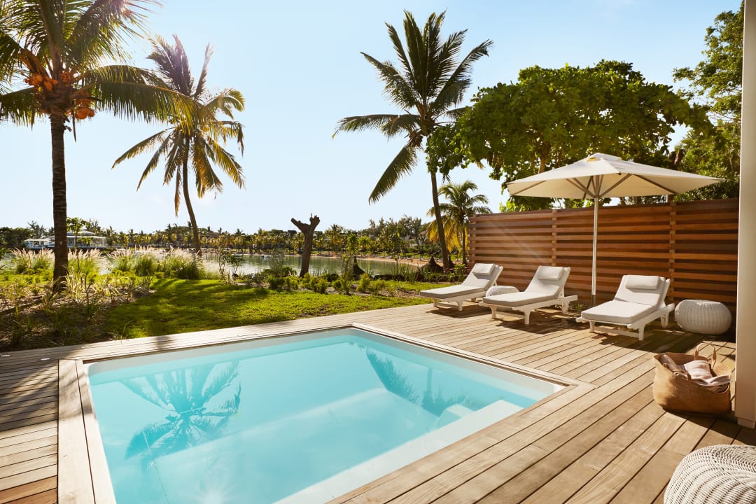 Pool LUX* Grand Gaube Resort & Villas