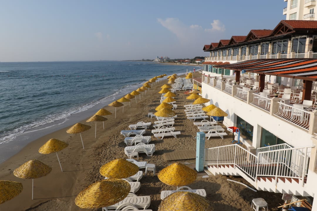 Strand Salamis Bay Conti Resort Hotel & Casino