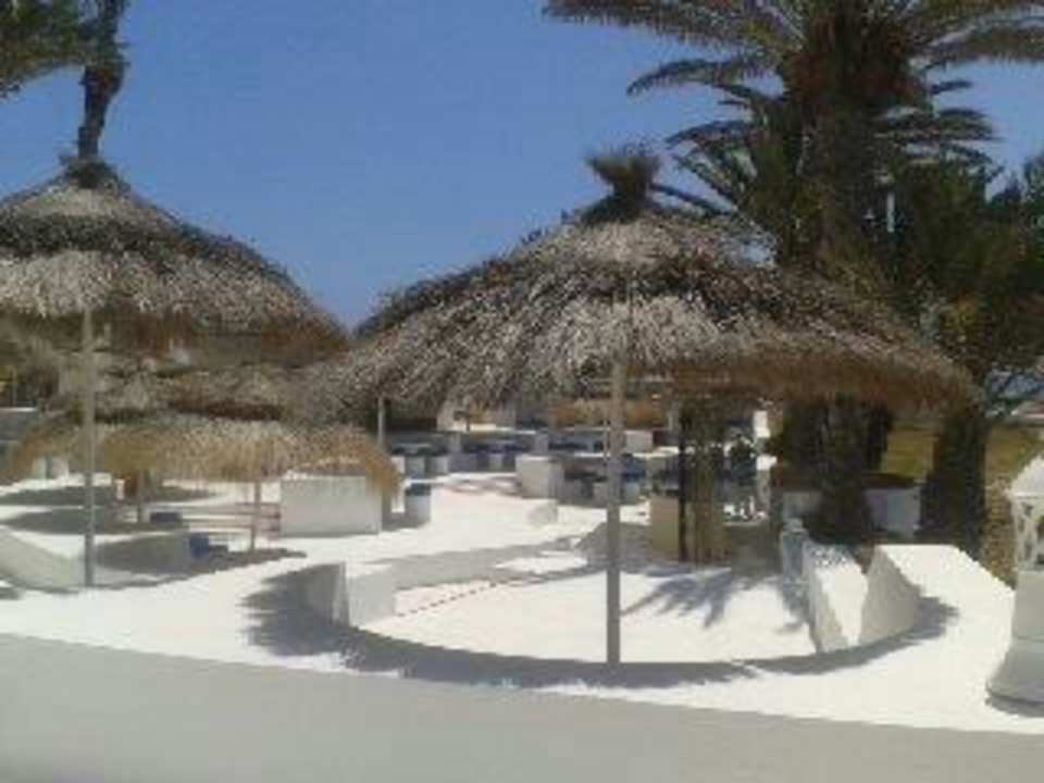 Außenrestaurant am Süßwasserpool Hotel El Mouradi Djerba Menzel