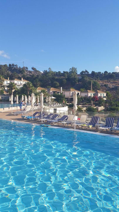 X Apostolata Resort & Spa