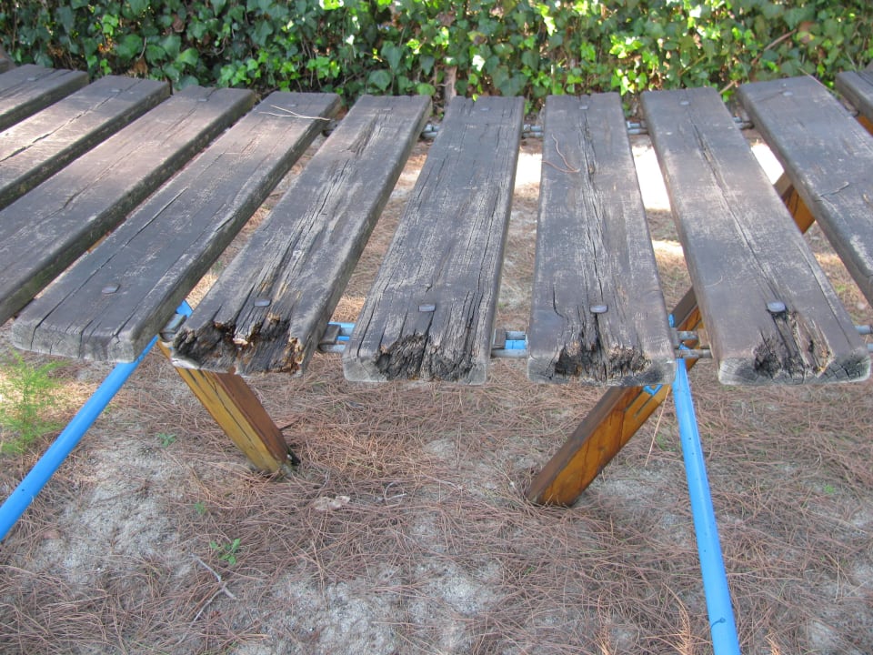 Morsche Klettergeräte auf dem Spielplatzs Falkensteiner Club Funimation Garden Calabria