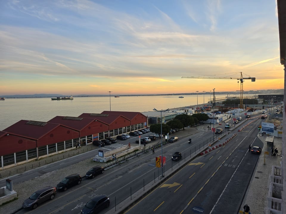 Ausblick The Editory Riverside Hotel, an Historic Hotel