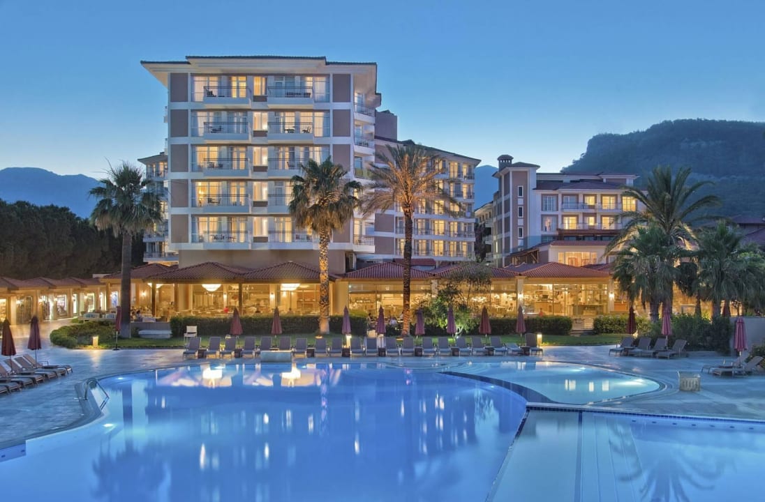 Exterior Akka Alinda Hotel