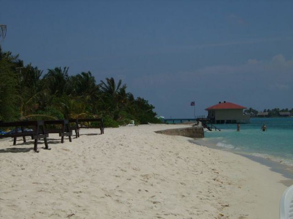 Strand bei der Bar Summer Island Maldives