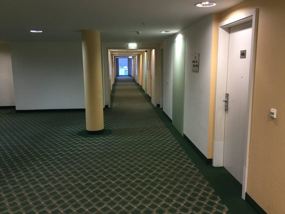 Flur Mercure Hotel Berlin Tempelhof