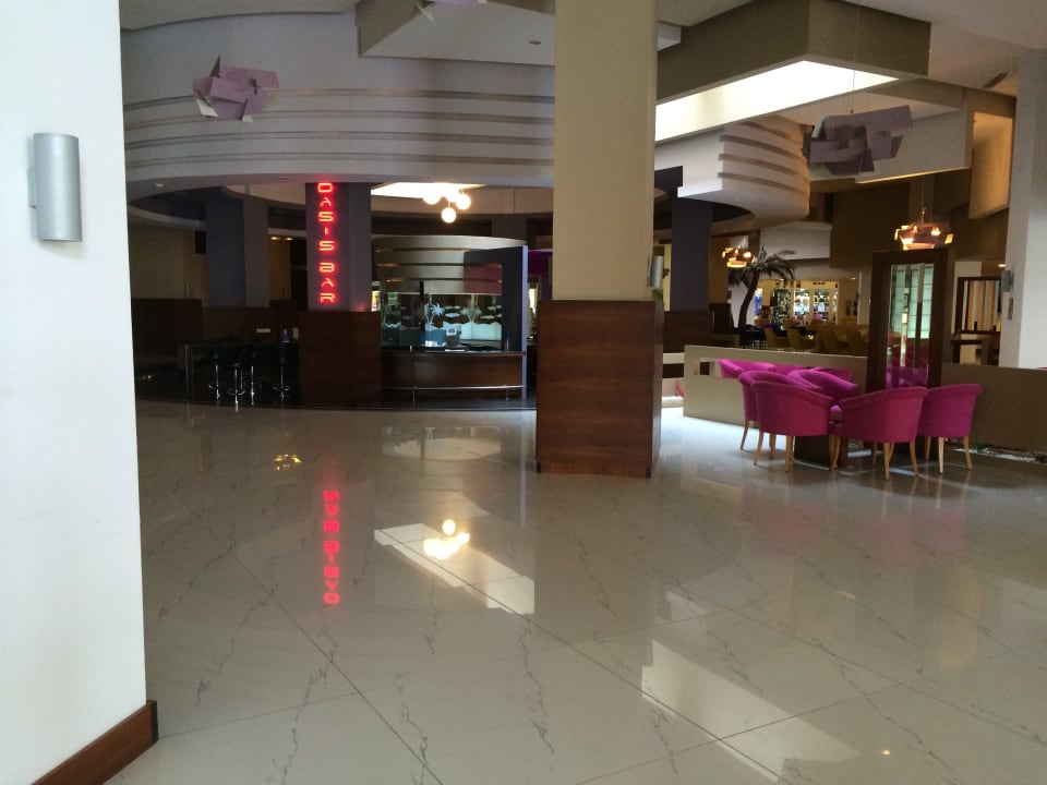 OASISBAR  Limak Lara Deluxe Hotel & Resort