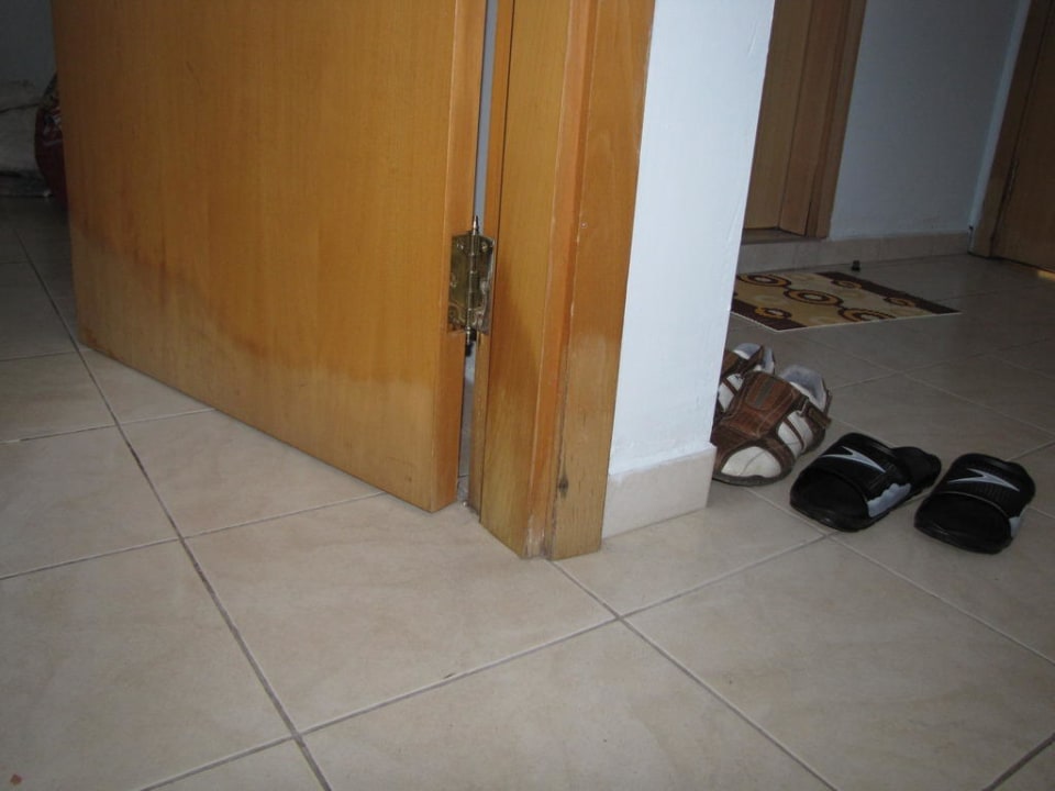 Zum Schlafzimmer Paradise Beach Hotel