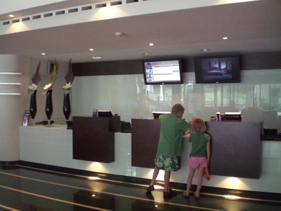 Rezeption Hotel Novotel Luxembourg Centre