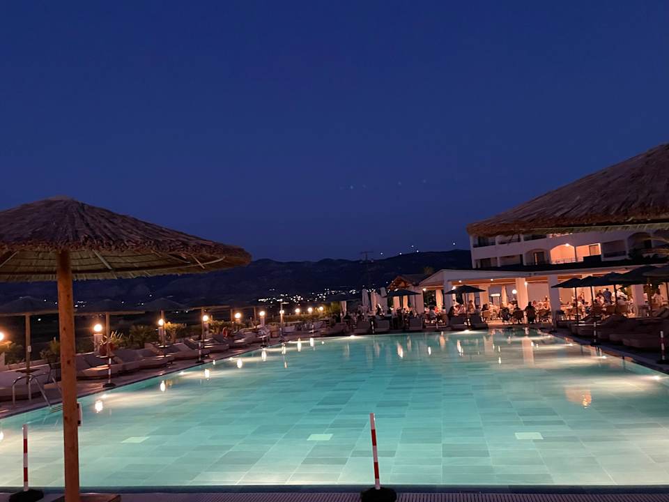 Pool Grecotel Casa Paradiso