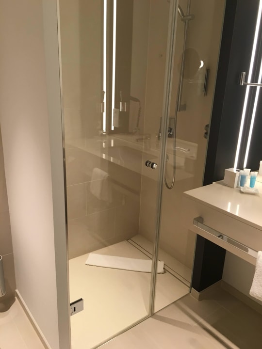 Dusche Dorint Hotel Frankfurt/Oberursel