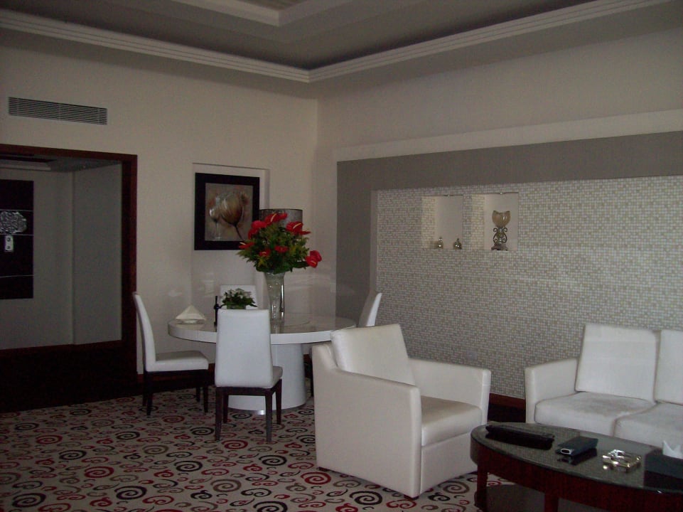 Blick Richtung Ausgangstür Premier Le Reve Hotel & Spa