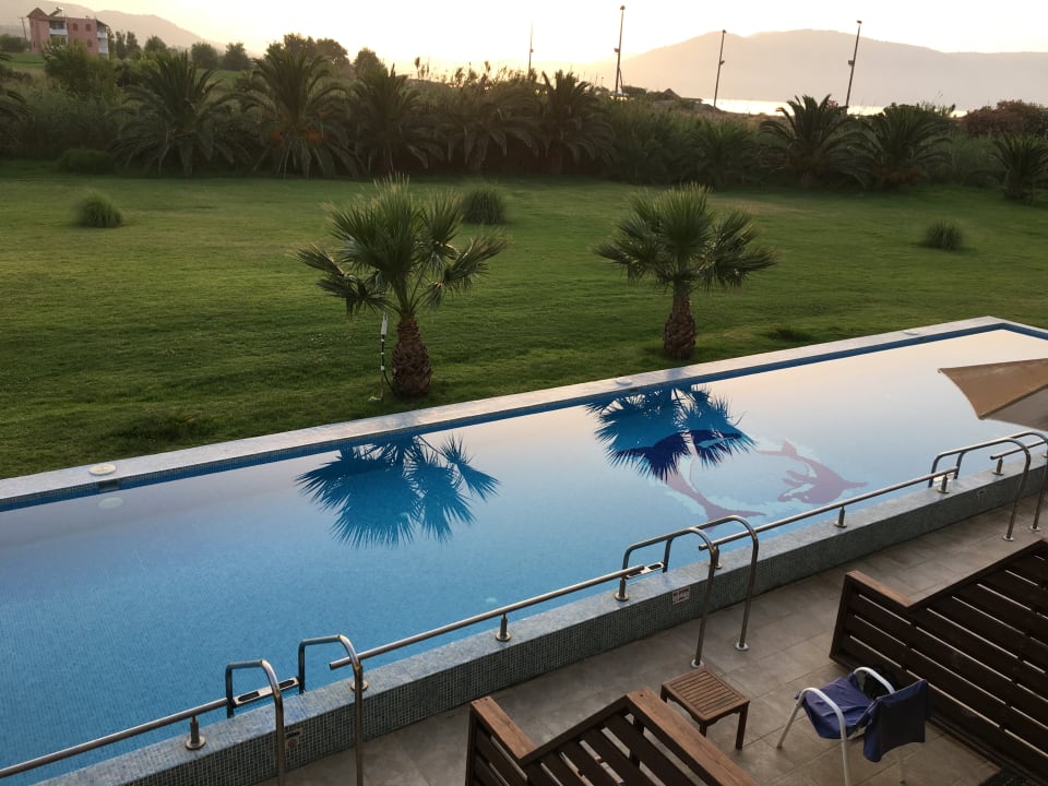 Pool Mythos Palace Resort & Spa