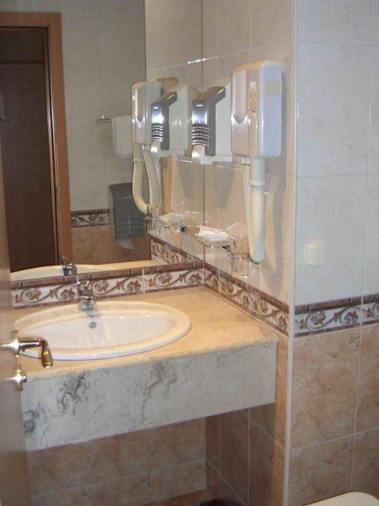 Ausschnitt aus dem Badezimmer Hotel Lebed