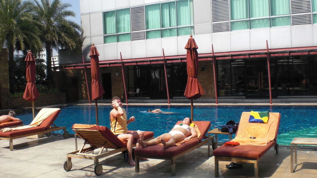 Pool Hotel Ascott Bangkok Sathorn