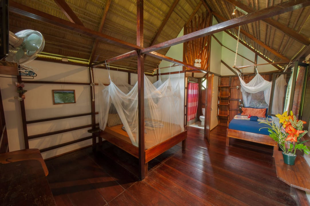 Bungalow innen Hotel Coco Loco Lodge