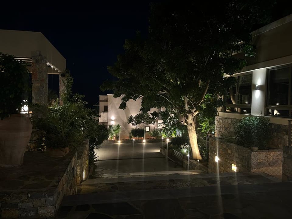 Gartenanlage Nana Golden Beach