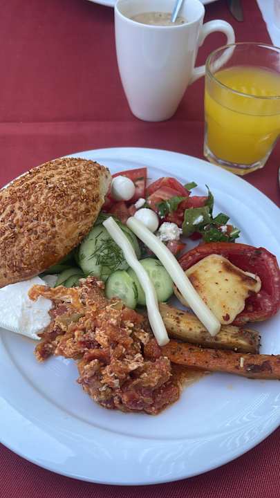 Gastro Seaden Valentine Resort & Spa