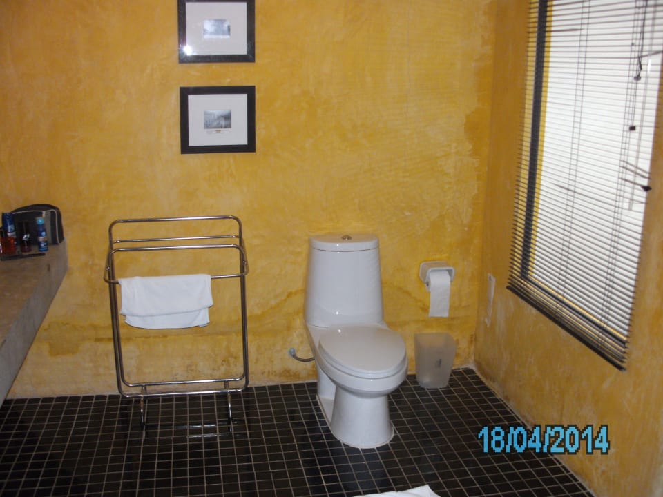 Badezimmer The Old Phuket - Karon Beach Resort