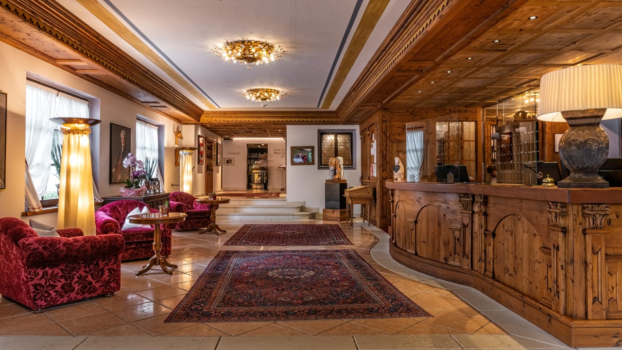 Lobby Romantik Hotel Santer