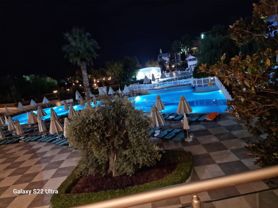 Pool Crystal Prestige Pearl Collection