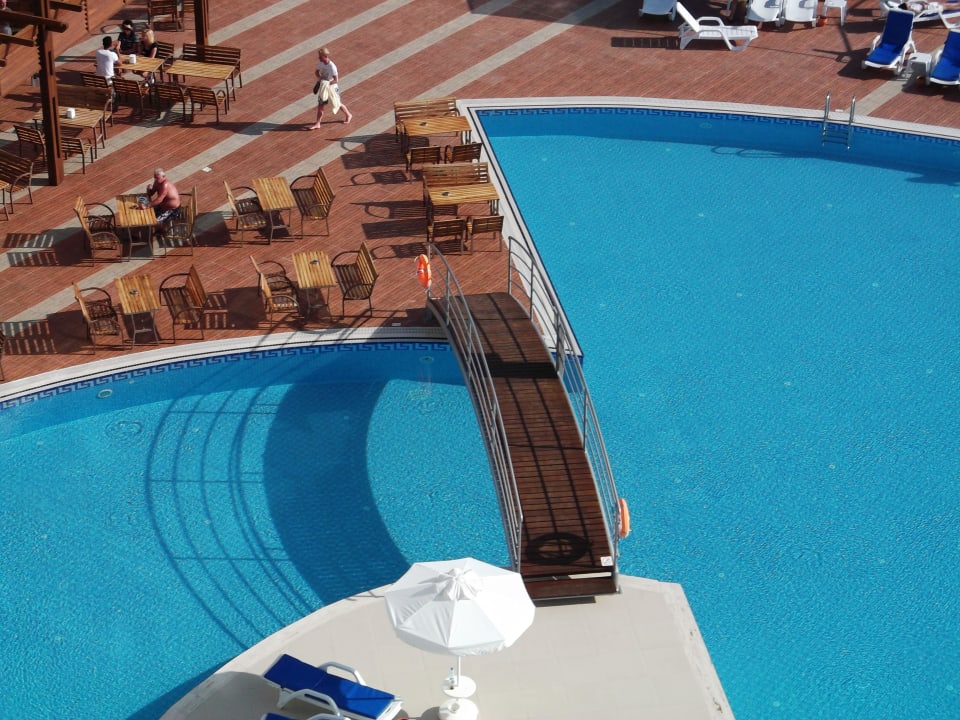 Vom Zimmer mit Blick auf Pool Cenger Beach Resort & Spa