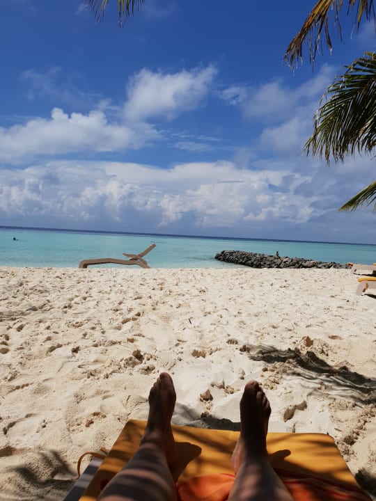 Strand Embudu Village