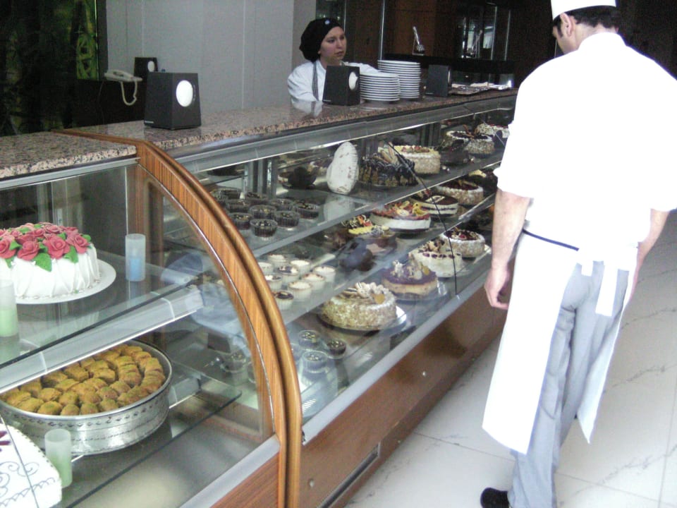 Kuchenauswahl Limak Lara Deluxe Hotel & Resort