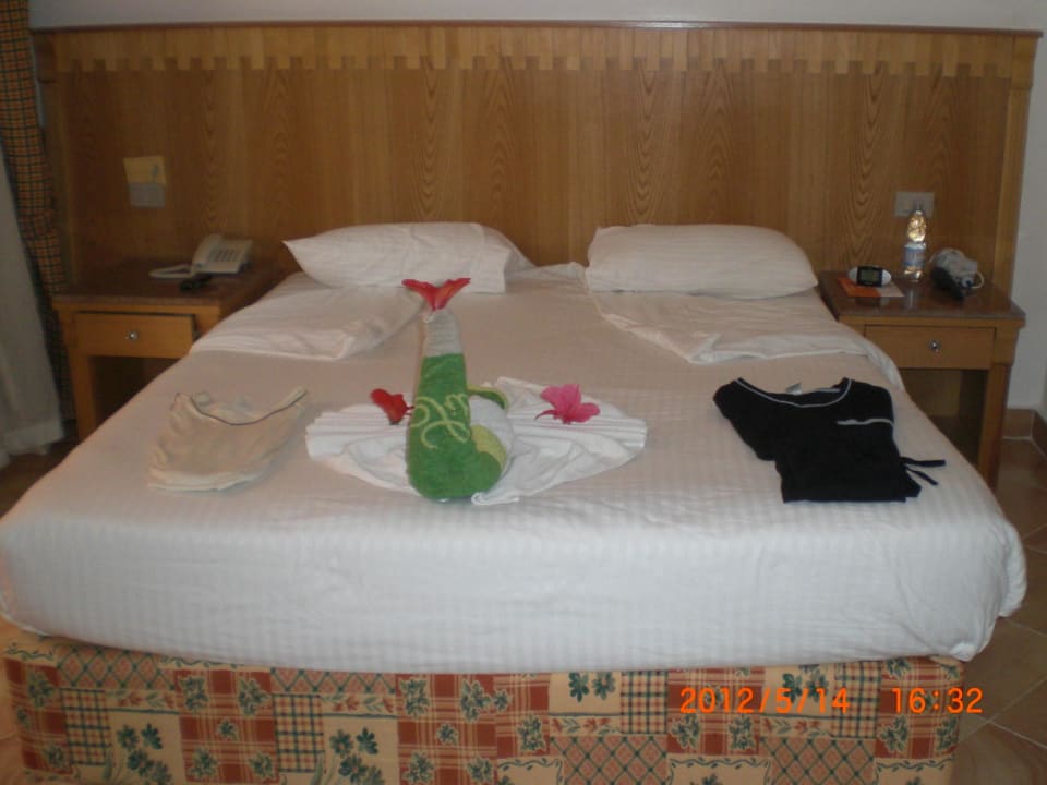 Bett-Deko von Saber H. Beach Albatros Resort