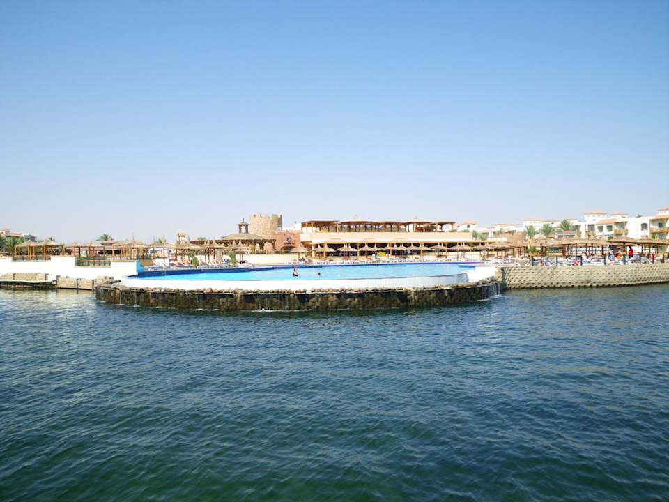 Relax-Pool (vorne die Meerwasserlagune) Pickalbatros Dana Beach Resort - Hurghada